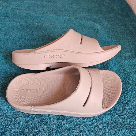 Oofos OOahh slide sandals Unisex - Picture 4 of 11